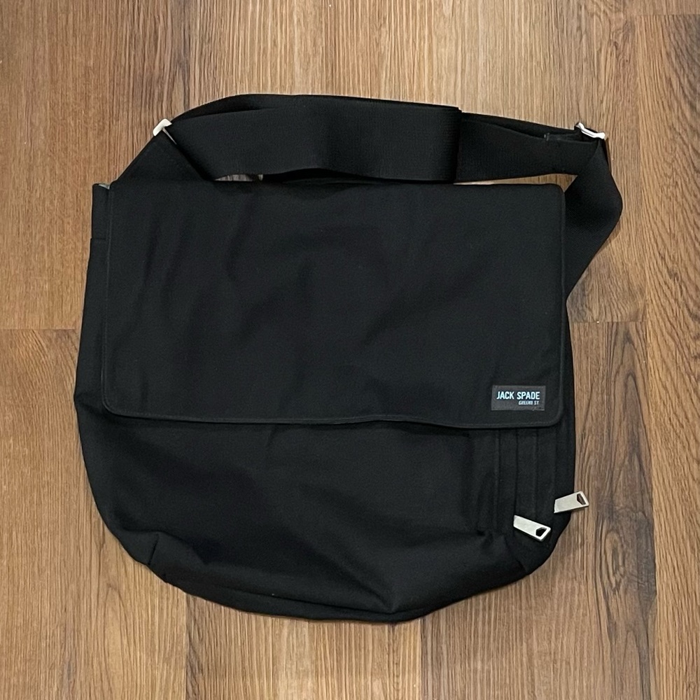 Jack Spade - Greene St. Messenger Bag - EUC!!